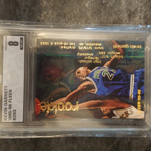 1995-96 Fleer #293 Kevin Garnett Rookie, Graded 8 NM-MT. - Picture 1 of 2